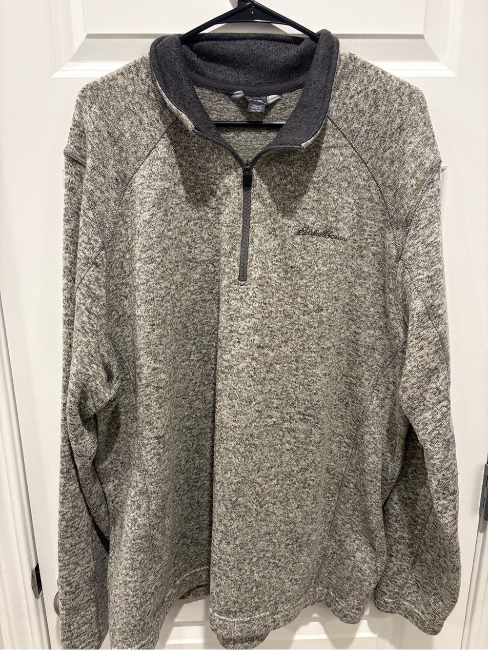 Eddie Bauer Men's Heather Gray Half-Zip Fleece Pullover